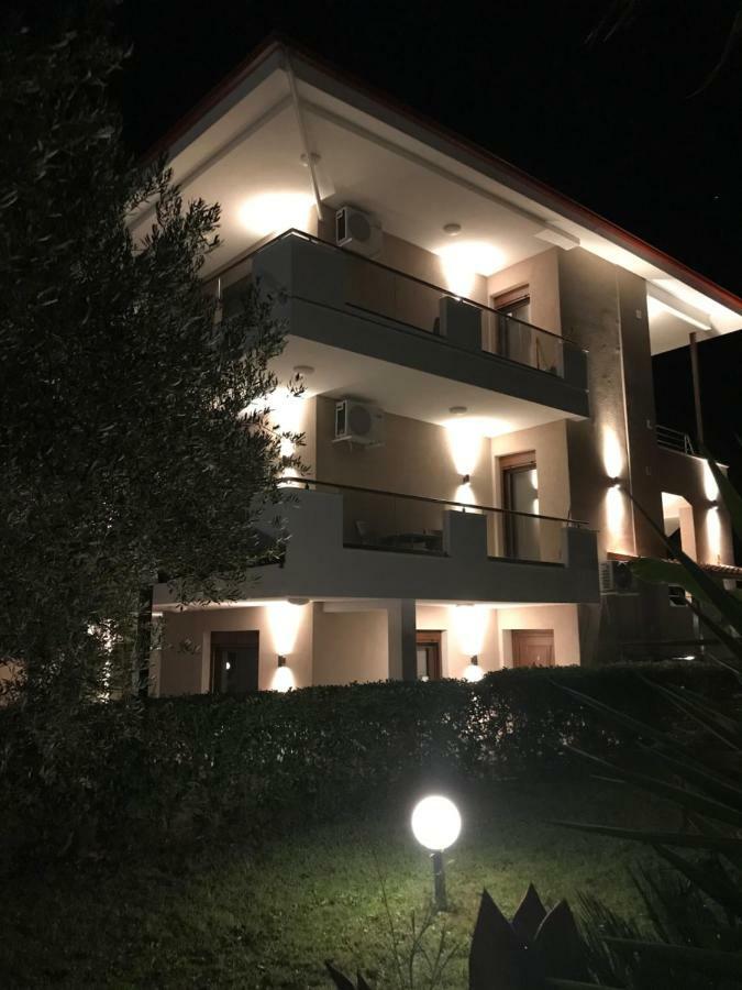 Villa Diamantis Apartments ハニオティス エクステリア 写真